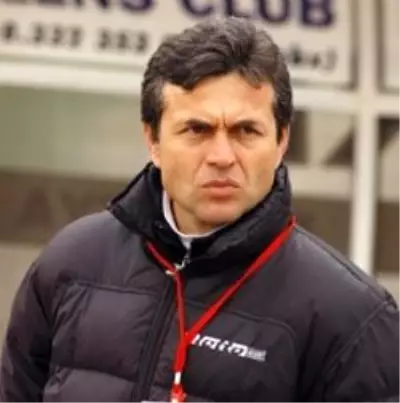Aykut Kocaman: Şampiyonluğu Son Maçın Son Düdüğüne Kadar Kovalayacağız Aykut Kocaman: Şampiyonluğu Son Maçın Son Düdüğüne Kadar Kovalayacağız