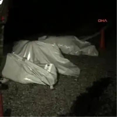 Alanya'da Trafik Kazası: 3 Ölü Alanya'da Trafik Kazası: 3 Ölü