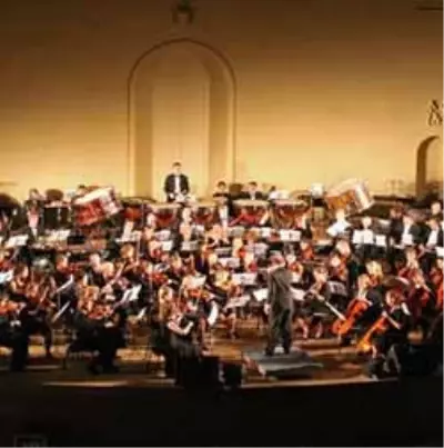 Tatarika Tatar Müziği Orkestrası Manisa'da Konser Verdi
