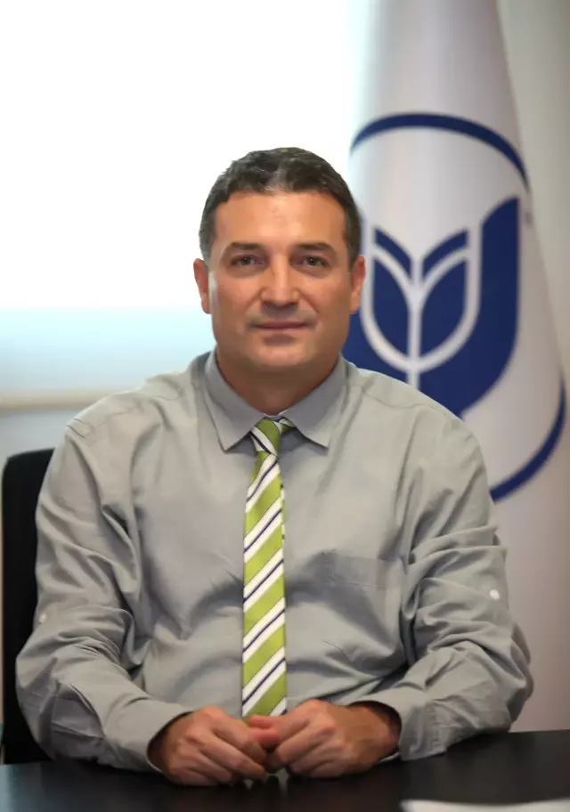 Danistay Uyeligine Secilen Ilk Hukuk Profesoru Izmir Den Haberler Com Guncel