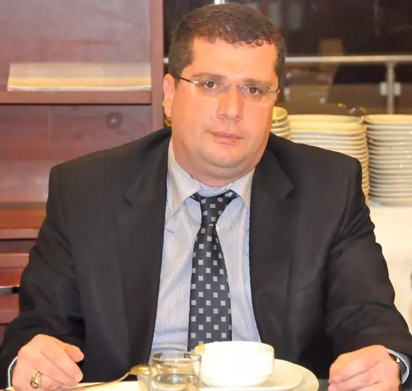 Ak Parti Yönetimi Gazetecilerle Bir Araya Geldi Ak Parti Yönetimi Gazetecilerle Bir Araya Geldi