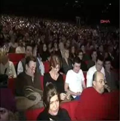 Nilüfer'den Anlamlı Konser Nilüfer'den Anlamlı Konser