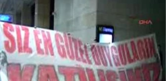 Galatasaray Ankara'da Küfürle Karşılandı
