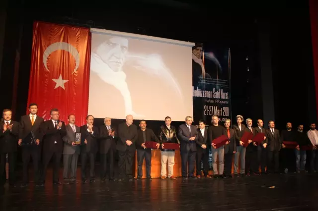 '2011 Bediüzzaman Medya Onur Ödülleri' Sahiplerini Buldu '2011 Bediüzzaman Medya Onur Ödülleri' Sahiplerini Buldu