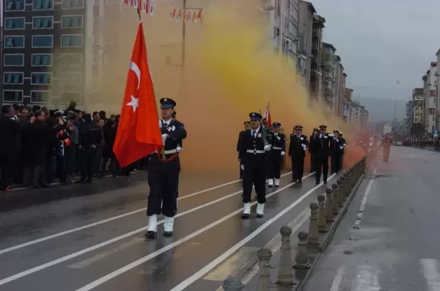 Kim Bunlar? Bozkurtlar!