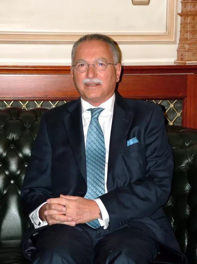 İKÖ Genel Sekreteri İhsanoğlu: Teröristi Öldürmekle Terörizm Bitmez