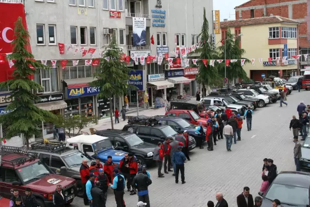 Vezirköprü'de Offroad Oyunları Şenliği Vezirköprü'de Offroad Oyunları Şenliği