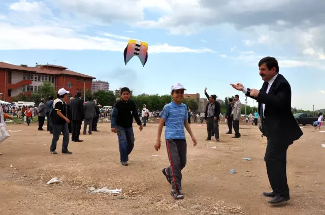 Gap Uçurtma Festivali Renkli Görüntülere Sahne Oldu Gap Uçurtma Festivali Renkli Görüntülere Sahne Oldu
