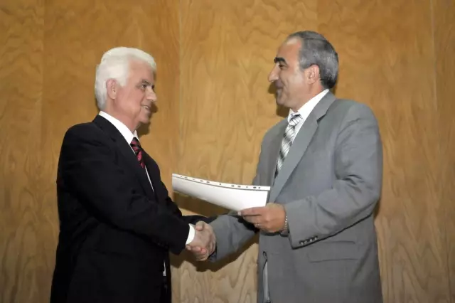 Tübitak Bilim Olimpiyatlarında Dereceye Girenler Ödüllendirildi Tübitak Bilim Olimpiyatlarında Dereceye Girenler Ödüllendirildi