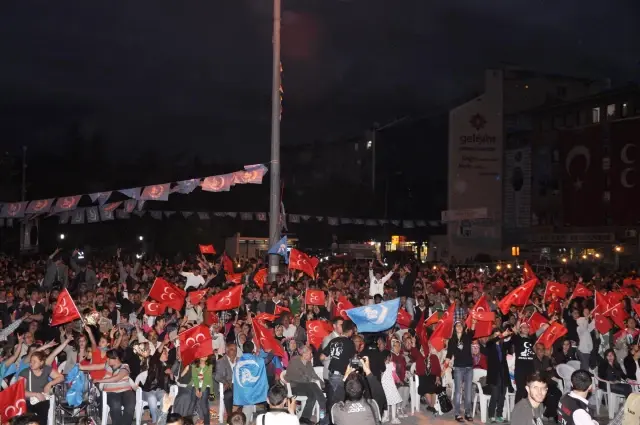 Osman Durmuş: MHP'nin Meclis'e Girmesi Engelleniyor