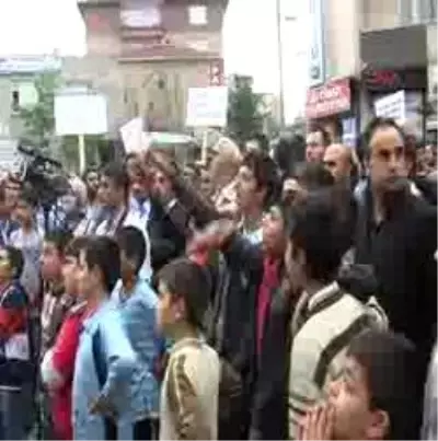 Dilovası'nda 'Termik Santrala Hayır' Protestosu Dilovası'nda 'Termik Santrala Hayır' Protestosu