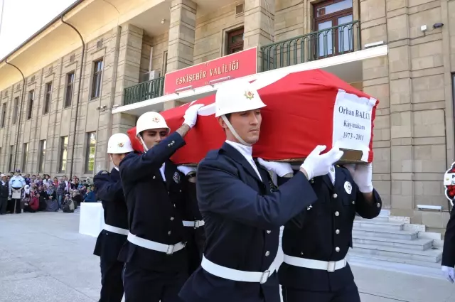 Kaymakam Balcı Eskişehir'de Toprağa Verildi Kaymakam Balcı Eskişehir'de Toprağa Verildi