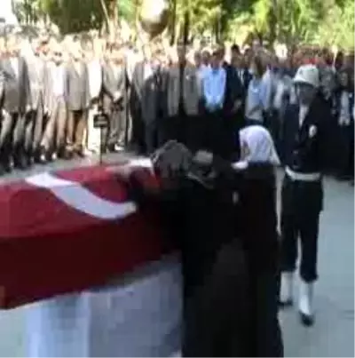 Kaymakam Balcı Eskişehir'de Toprağa Verildi Kaymakam Balcı Eskişehir'de Toprağa Verildi