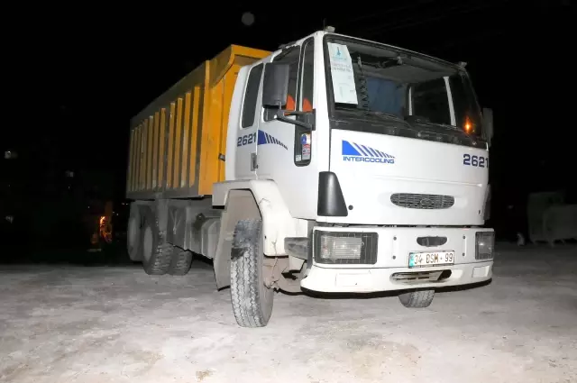 Nakliyeci Baba, Kamyonuyla Kızını Ezdi Nakliyeci Baba, Kamyonuyla Kızını Ezdi