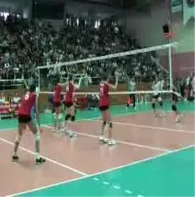 Filenin Sultanları Romanya'ya Set Vermedi Filenin Sultanları Romanya'ya Set Vermedi