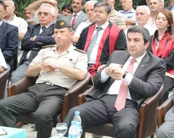 komutani bu fotograf yakti haberler
