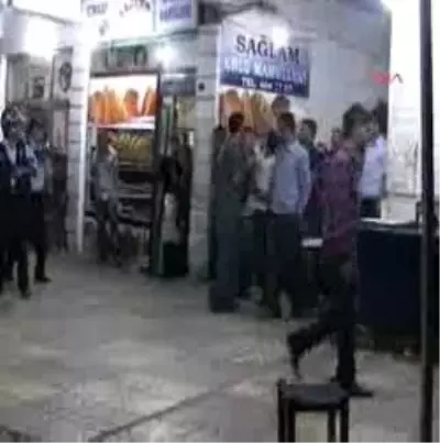 Midyat'ta AK Parti ile BDP'liler Arasında Kavga Çıktı Midyat'ta AK Parti ile BDP'liler Arasında Kavga Çıktı