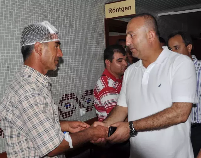 Oy Kullanmaya Giderken Kazada Yaralandılar Oy Kullanmaya Giderken Kazada Yaralandılar