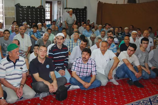 Kur'an-ı Kerimi Ege'de En Güzel Okuyan İmam Hatip
