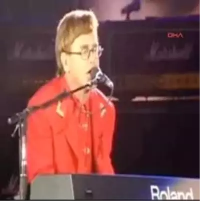 İstanbul Konseri Öncesi Elton John'un İlginç İstekleri