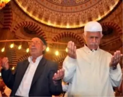 Selimiye Camii'nde Kandil Coşkusu