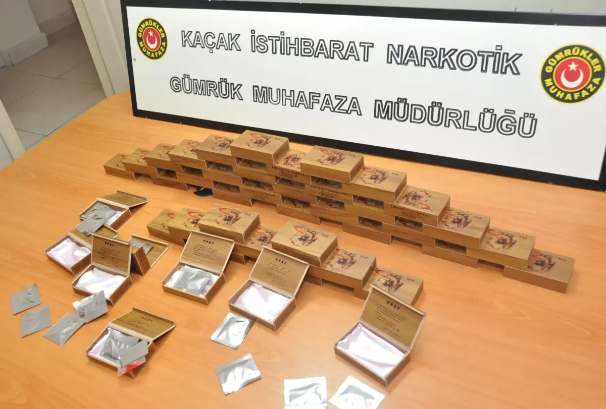 Kacak Yapay Kizlik Zari Kani Yakalandi Haberler