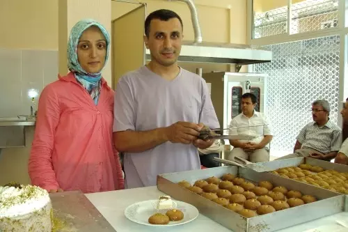 Gelir Getirici Proje Desteği İzmir'de Bir Ailenin Daha Yüzünü Güldürdü Gelir Getirici Proje Desteği İzmir'de Bir Ailenin Daha Yüzünü Güldürdü