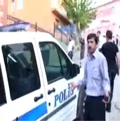Sigara İçen Kadına Saldırı Sigara İçen Kadına Saldırı