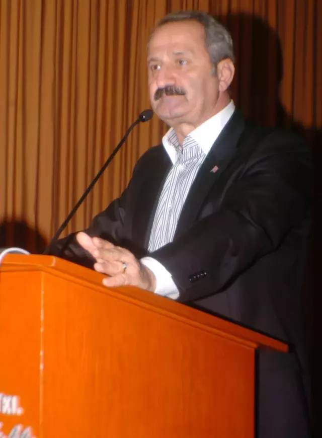 Ekonomi Bakanı Çağlayan: Türkiye'nin Ekonomisi Kaya Gibi Ekonomi Bakanı Çağlayan: Türkiye'nin Ekonomisi Kaya Gibi