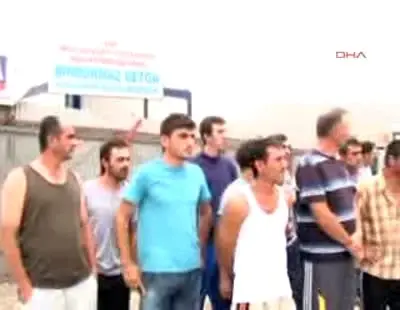 İşçiler, Hastanenin Yapımını Durdurdu İşçiler, Hastanenin Yapımını Durdurdu