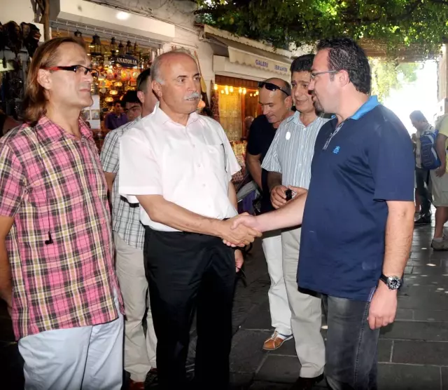 Ak Partili Vekil, Bodrum Liman Gümrüğü'nde İnceleme Ak Partili Vekil, Bodrum Liman Gümrüğü'nde İnceleme