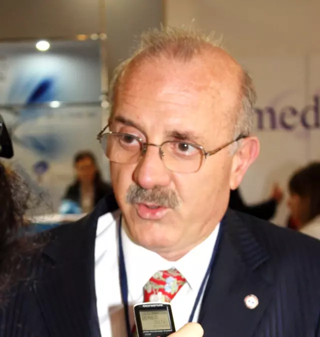 Prof. Dr. Munis Dündar, Avrupa Biyoteknoloji Derneği Başkanı Oldu Prof. Dr. Munis Dündar, Avrupa Biyoteknoloji Derneği Başkanı Oldu