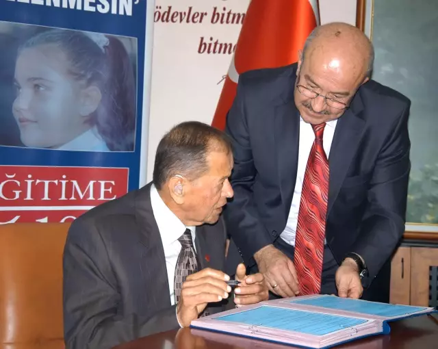 Muğla'ya 10 Milyon Lira Değerinde Üç Okul Yapılacak Muğla'ya 10 Milyon Lira Değerinde Üç Okul Yapılacak