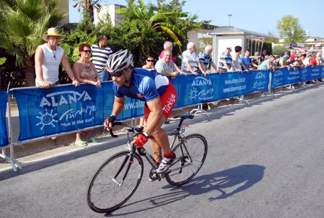 Olimpiyat İçin Pedal Çevirdiler