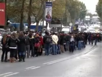 Rock Müzisyenleri Van İçin Tek Yürek Oldu Rock Müzisyenleri Van İçin Tek Yürek Oldu