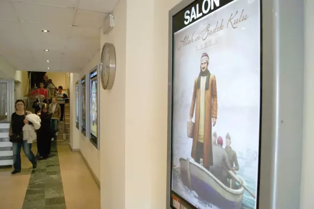 'Allah'ın Sadık Kulu', Sinema Salonlarını Doldurdu 'Allah'ın Sadık Kulu', Sinema Salonlarını Doldurdu