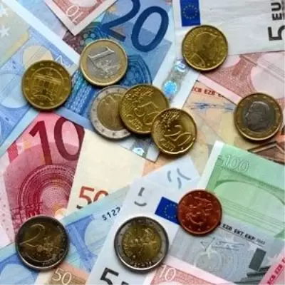 Gun Ortasinda Doviz Piyasasi Dolar 1 78 Tl Euro 2 427 Tl Ekonomi