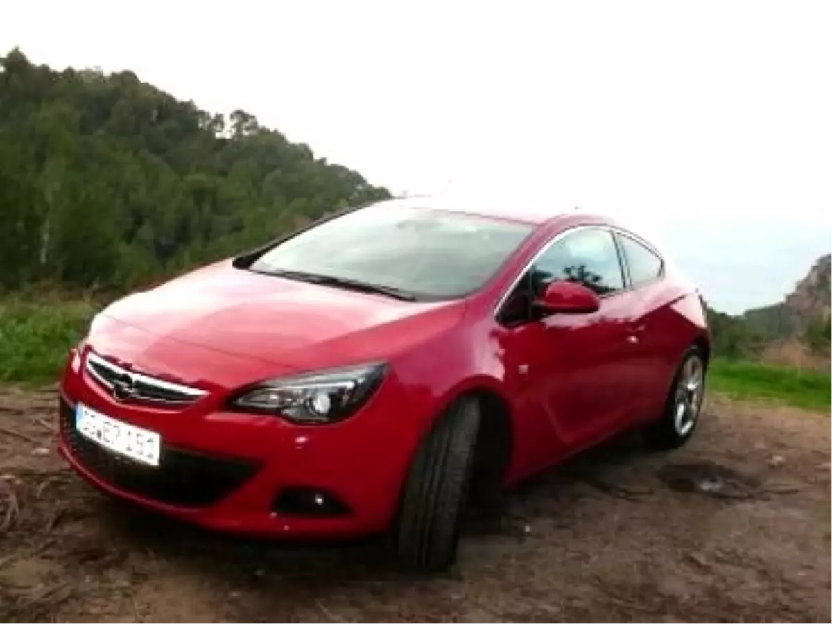 Opel Astra Gtc Ocak Ayında Türkiye'de!