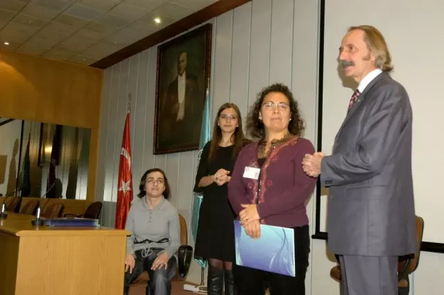 Engelli Dostları Ödüllendirildi Engelli Dostları Ödüllendirildi