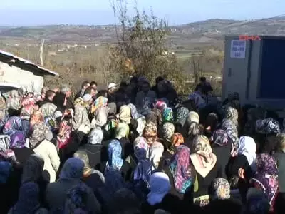 Esra Öğretmen Karnındaki Bebeğiyle Defnedildi