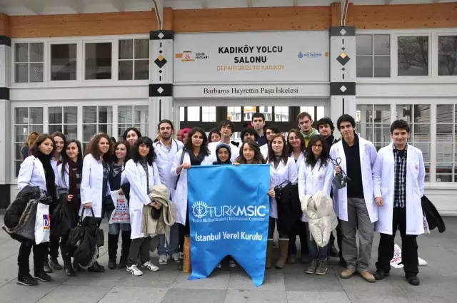 Vapur Yolcuları Tansiyon Kontrolünden Geçti