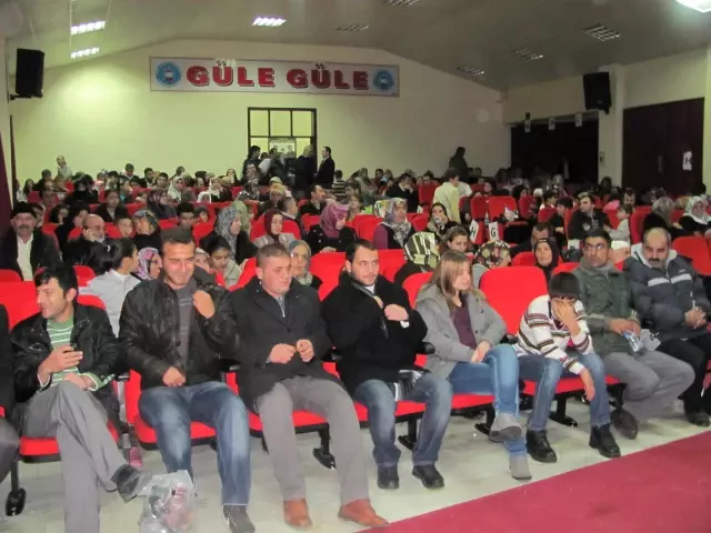 'allah'ın Sadık Kulu: Barla'yı Seydişehir'de 3 Bin Kişi İzledi 'allah'ın Sadık Kulu: Barla'yı Seydişehir'de 3 Bin Kişi İzledi