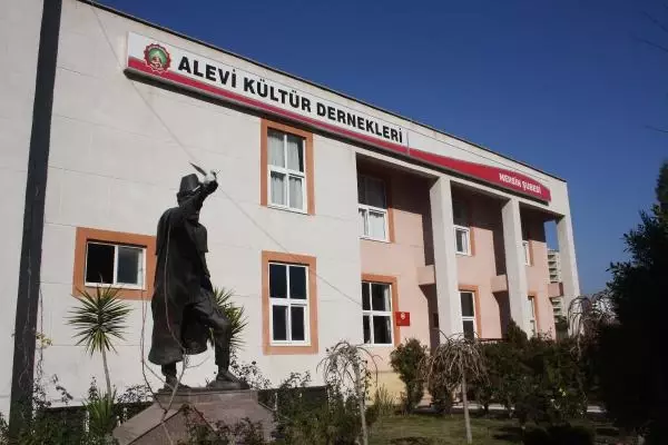 Mersin İl Genel Meclisi, Cem Evi�ni �ibadet Merkezi� Kabul Etti Mersin