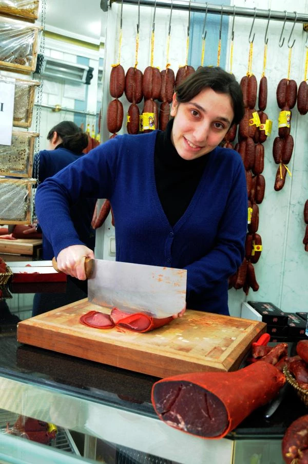 Kayseri'de Pastımanın Kilosu 54 Lira Ekonomi