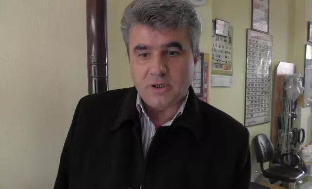 Yaralı Köpeğe 'Makam' Şefkati Yaralı Köpeğe 'Makam' Şefkati