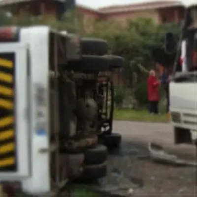 Konya'da Feci Kaza: 5 Ölü Konya'da Feci Kaza: 5 Ölü