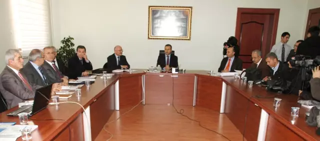 Denizli Valisi Demir: Bozdağ, Ege'nin Kayak Merkezi Olacak Denizli Valisi Demir: Bozdağ, Ege'nin Kayak Merkezi Olacak