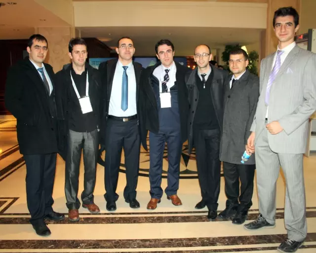 Bursa Da Okuyan Makedon Gencler Isadamlarina Tercumanlik Yapti Haberler