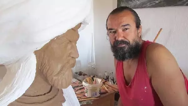 Şömineden Zehirlenen Ressam Yaşamını Yitirdi Şömineden Zehirlenen Ressam Yaşamını Yitirdi