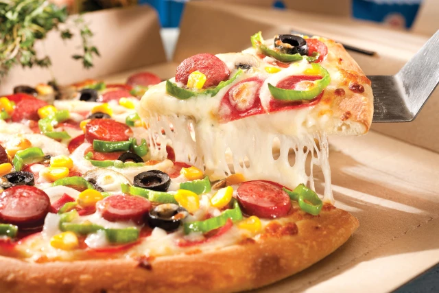 Domino's Pizza Sevgililer Günü'nde Yalnız Kalpleri Isıtıyor Haberler